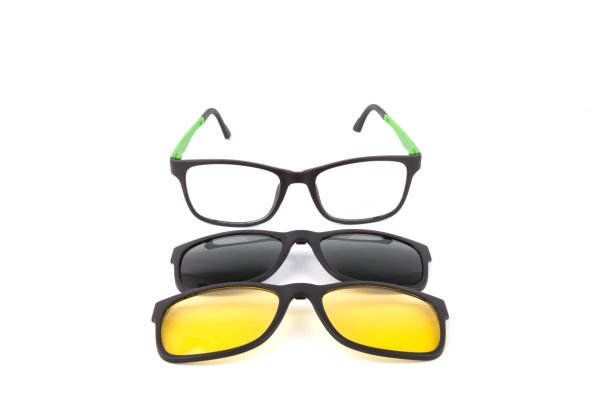 PolarOne Clipsli Optik Gözlük Çerçeve Clip On  Mod 302 SİYAH GÖVDE YEŞİL SAP C1M-OY